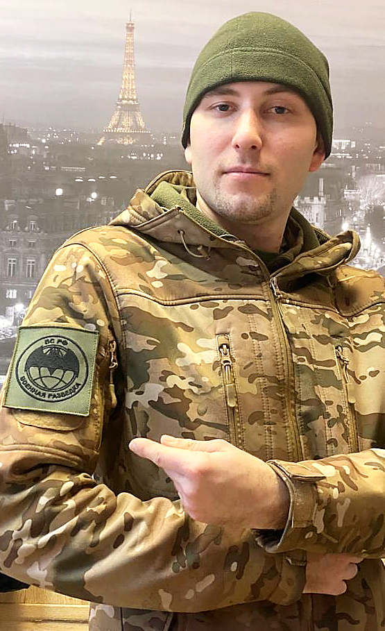 Комиссаров_герой